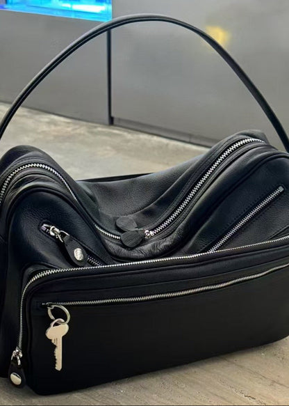 Zwarte Crescent Schoudertas Dames – Vegan Leren Crossbody met Ritsvakken