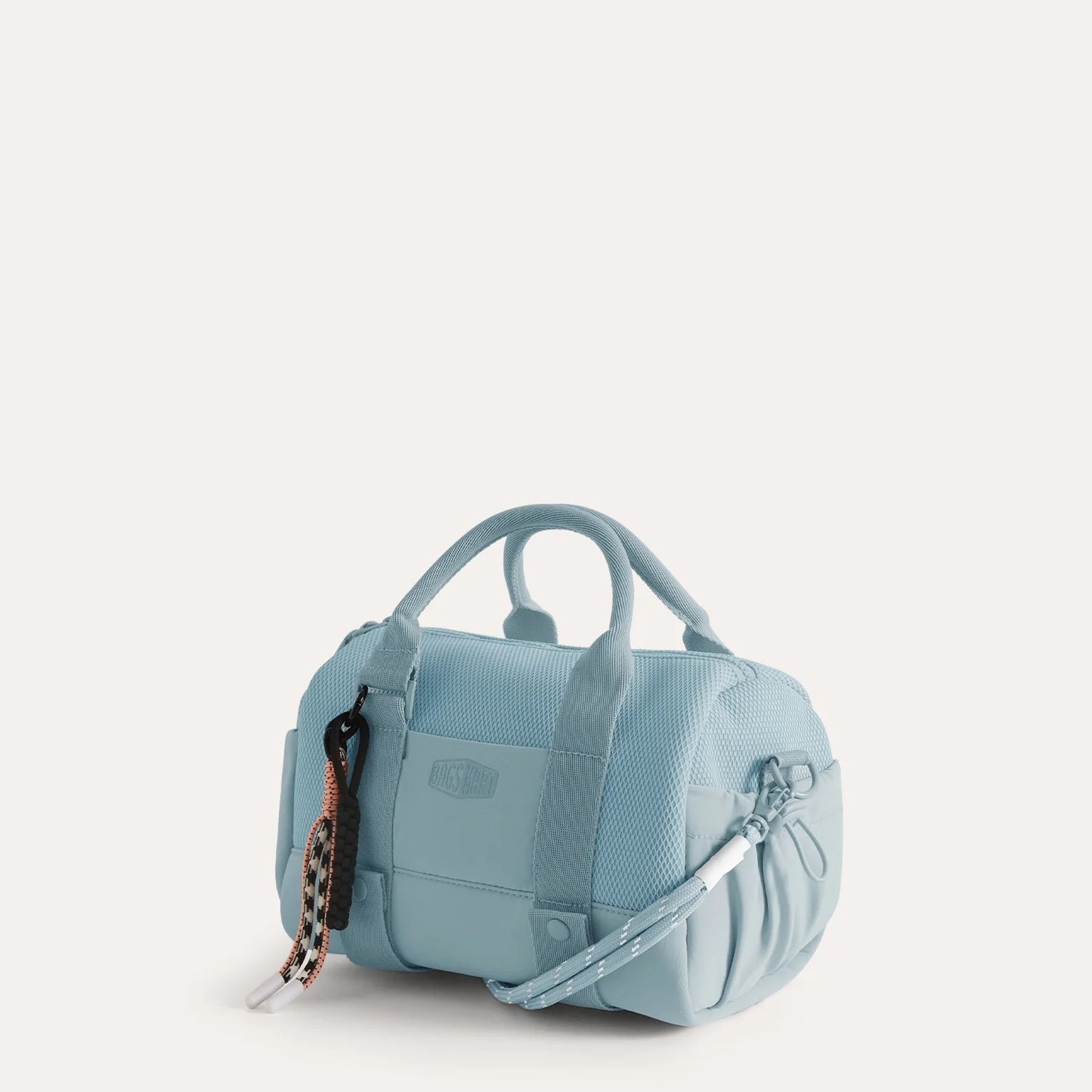 Lichtroze Sporttas 24L – Compacte Duffeltas met Schoenenvak & Waterafstotend Design voor Gym & Dagelijks Gebruik