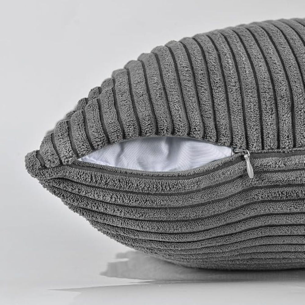 Sierkussenhoes Corduroy – Vierkant Ribstof in Bordeaux, Roze & Zwart – 45x45 cm