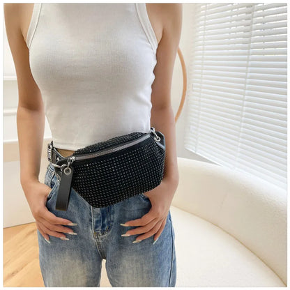 Zwarte Heuptas met Strass Steentjes – Crossbody Festival Bag met Schakelketting – Glam Streetstyle