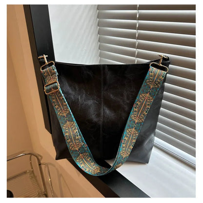 Stijlvolle Bruine Handtas met Brede Schouderband – Ruim & Elegant