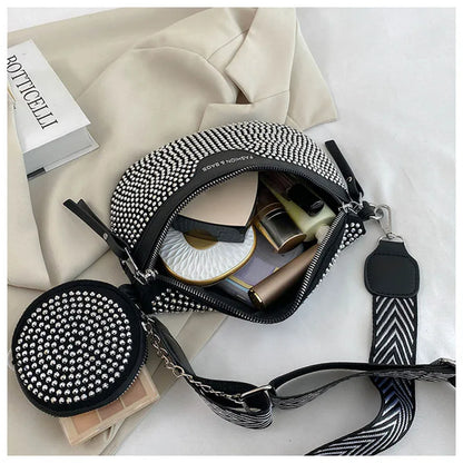 Chique Crossbody Heuptas met Studs – Luxe Schoudertas met Extra Pouch