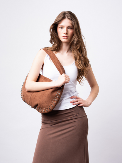 Liorra Vegan Leren Schoudertas Zwart met Studs – Stoer & Stijlvol