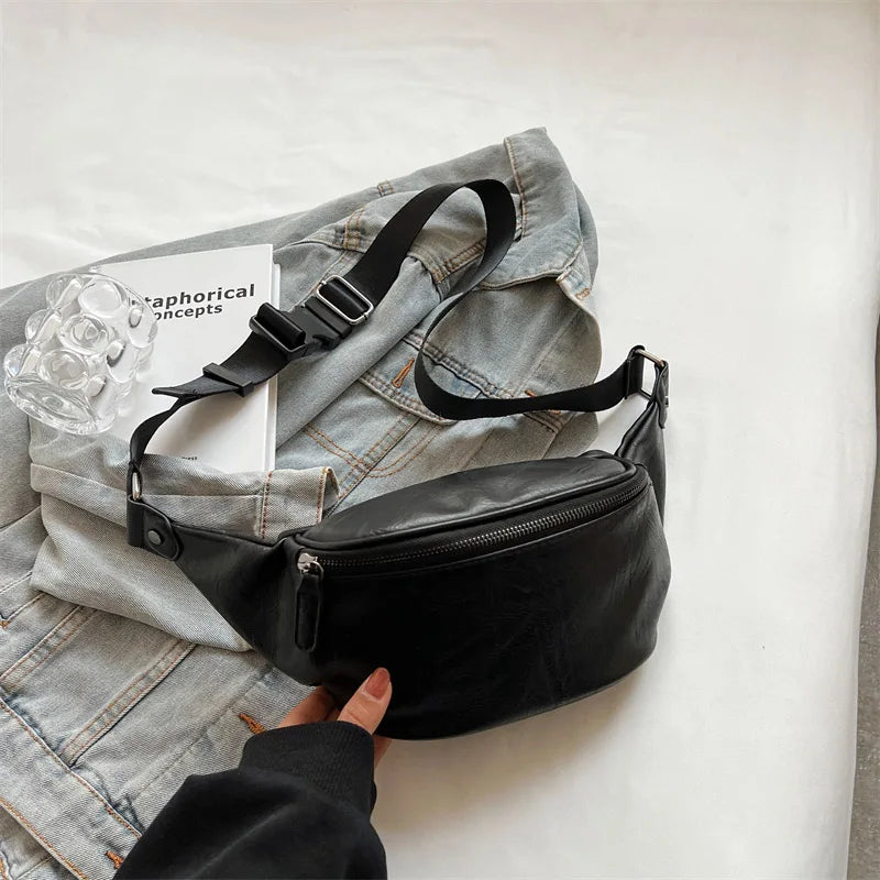 Zwarte Leren Heuptas & Crossbody – Minimalistische Fanny Pack met Rits – Streetstyle & Everyday