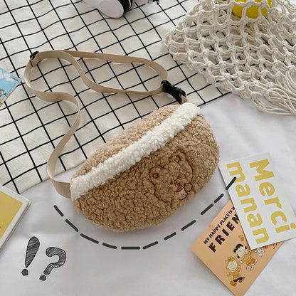 Rieten crossbody tas met bruine details – stijlvol & zomers
