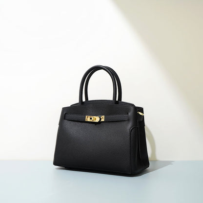 Elegante Handtas met Goudkleurig Slot – Tijdloos & Chic Design