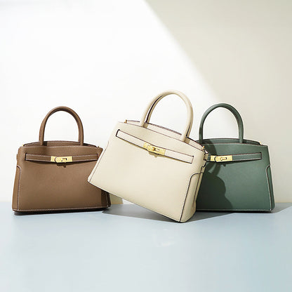 Elegante Handtas met Goudkleurig Slot – Tijdloos & Chic Design
