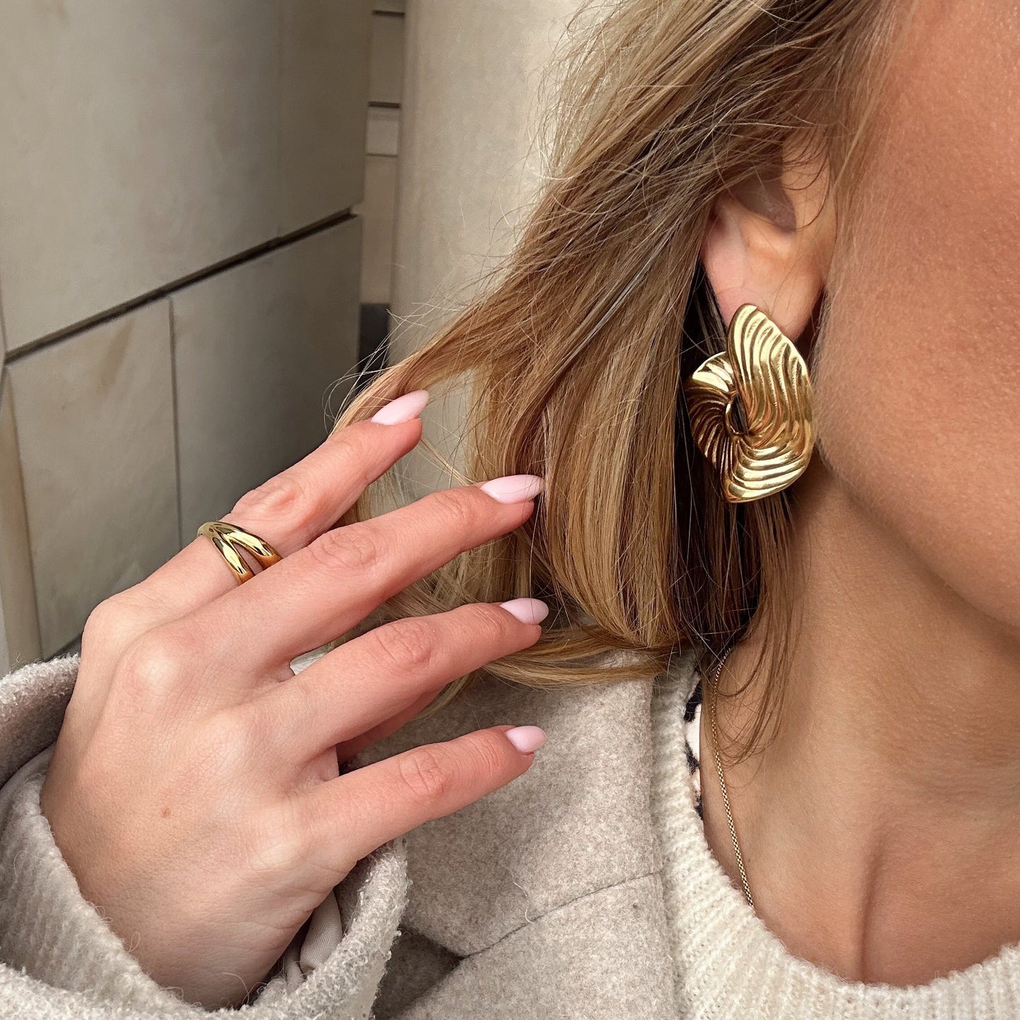 Luxe Gouden Oorbellen – Hypoallergeen & Trendy Statement Sieraad