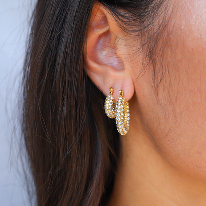 Goudkleurige Strass Hoops – Luxe Oorbellen met Kristallen
